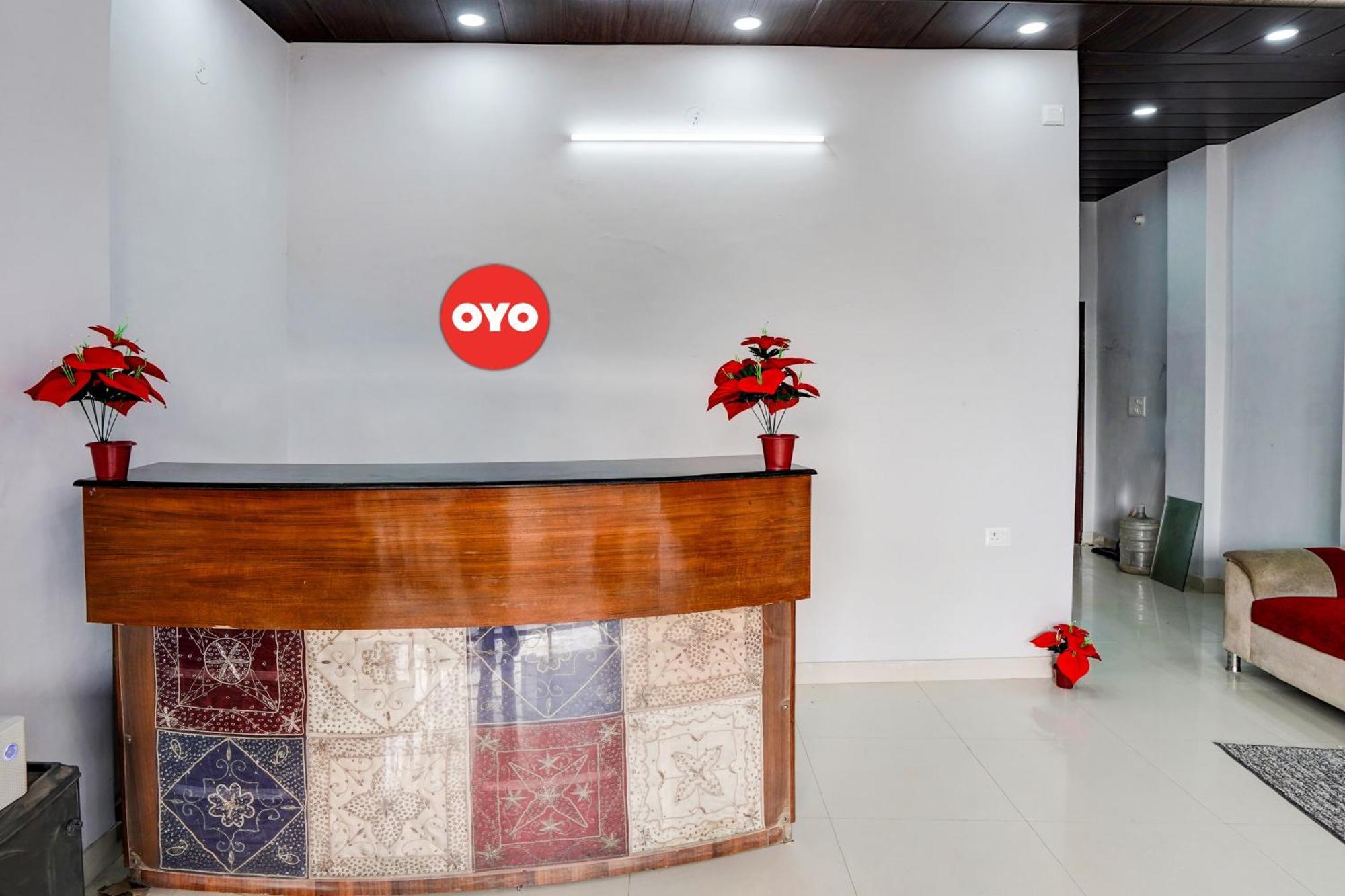 Oyo Flagship Evergreen Tower Hotel Ghaziabad Exterior photo